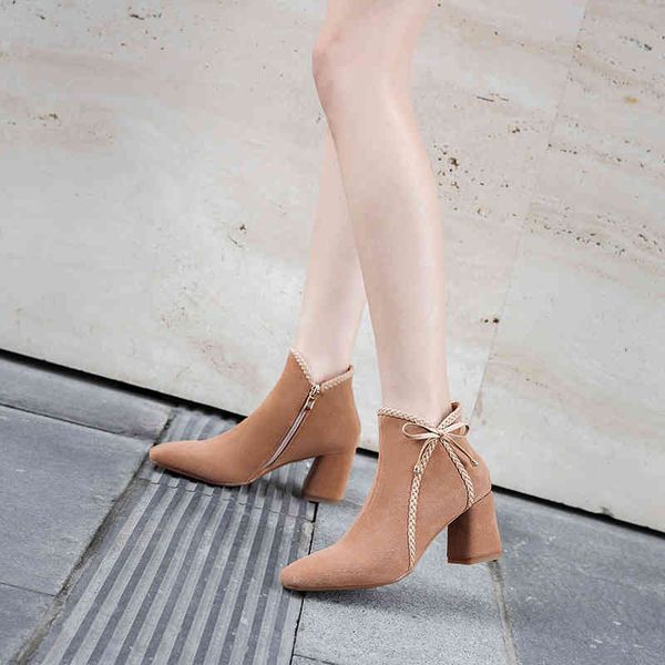 boots women's boots with zipper and lace, high-heeled shoes, black, in solid colour for women. uo4y
boots women's boots with zipper and lace, high-heeled shoes, black, in solid colour for women. uo4y