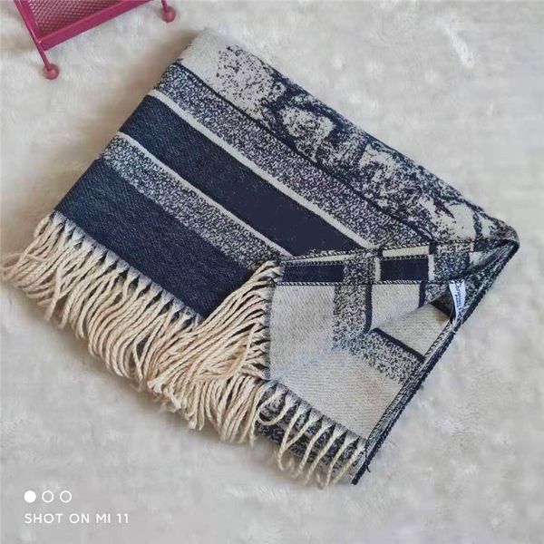 scarf women scarves warm anti cold stylish designer shawl length 180cm*70cm 3color optional no box, Blue;gray
scarf women scarves warm anti cold stylish designer shawl length 180cm*70cm 3color optional no box, Blue;gray