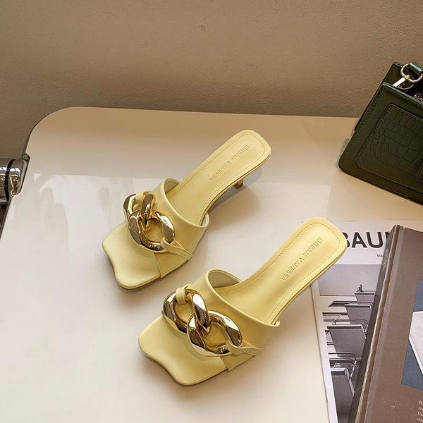 slippers metal chain 2021 brand women slipper summer outdoor sandal square high heel slip on flip flop elegant slides sandals, Black
slippers metal chain 2021 brand women slipper summer outdoor sandal square high heel slip on flip flop elegant slides sandals, Black