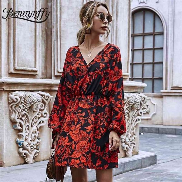 vintage wrap v-neck long sleeve printed mini dresses women autumn winter fashion slim waist high street a-line dress 210510, Black;gray
vintage wrap v-neck long sleeve printed mini dresses women autumn winter fashion slim waist high street a-line dress 210510, Black;gray