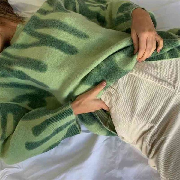 women loose tie dye sweater long-sleeved thick sweater pull femme novelty autumn wearing pullovers clothing 210805, White;black
women loose tie dye sweater long-sleeved thick sweater pull femme novelty autumn wearing pullovers clothing 210805, White;black