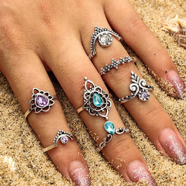 cluster rings femme set vintage water drops ring for women boho geometric flower crystal knuckle bohemian midi finger jewelry, Golden;silver
cluster rings femme set vintage water drops ring for women boho geometric flower crystal knuckle bohemian midi finger jewelry, Golden;silver