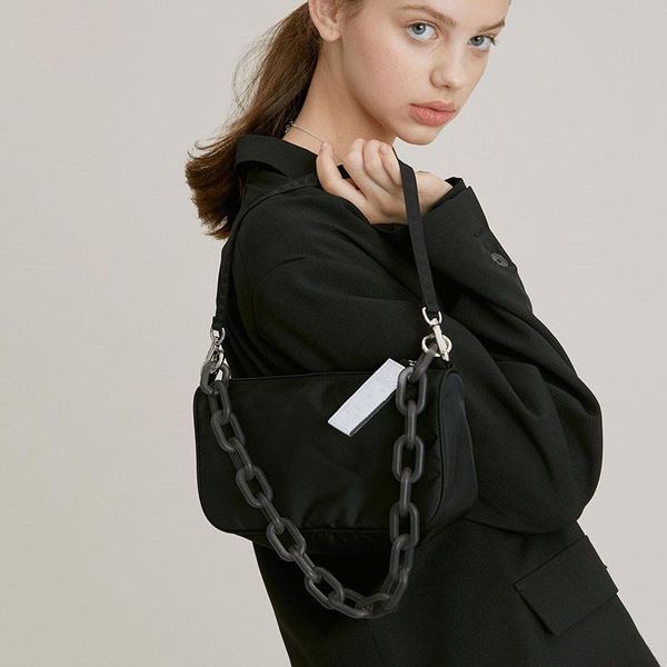 evening bags korean niche design fashion temperament acrylic chain armpit bag female shoulder handbag trend
evening bags korean niche design fashion temperament acrylic chain armpit bag female shoulder handbag trend
