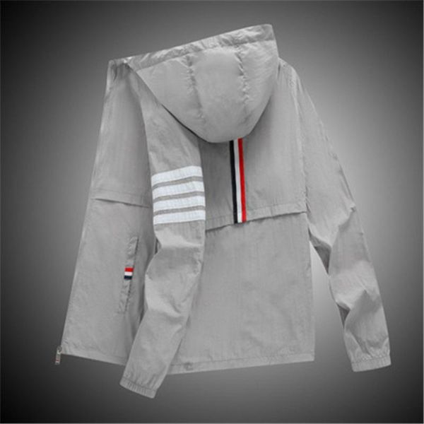 men's jackets jacket thin section breathable ice silk summer fishing sunscreen hooded takeaway skin windbreakerzipper shirt, Black;brown
men's jackets jacket thin section breathable ice silk summer fishing sunscreen hooded takeaway skin windbreakerzipper shirt, Black;brown