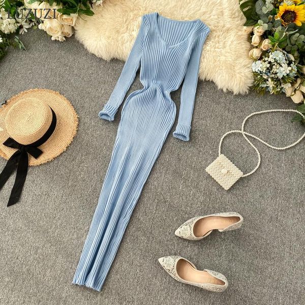 women autumn knitted dress 2021 v neck slim elastic basic bodycon long sleeve winter knit warm sweater dresses casual, Black;gray
women autumn knitted dress 2021 v neck slim elastic basic bodycon long sleeve winter knit warm sweater dresses casual, Black;gray
