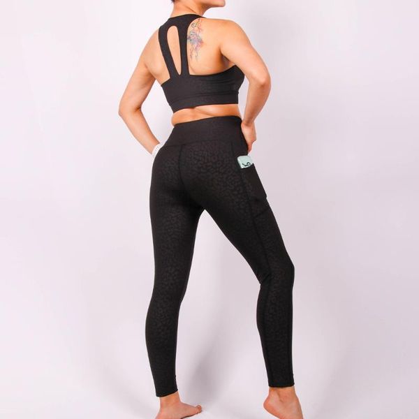 yoga outfit 2021 leopard fitness suit with pocket sport for woman sportswear workout set women gym clothing active wear training
yoga outfit 2021 leopard fitness suit with pocket sport for woman sportswear workout set women gym clothing active wear training
