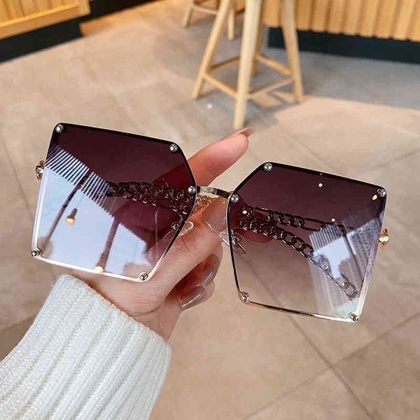 summer sunglasses 2021 fashion oversize gradient for women vintage alloy chain frame rivet square sun glasses female elegant shades a522, White;black
summer sunglasses 2021 fashion oversize gradient for women vintage alloy chain frame rivet square sun glasses female elegant shades a522, White;black