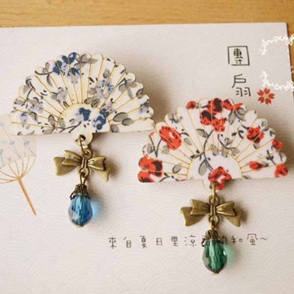 pins, brooches japanese korean vintage chinese-style fan-shaped exaggeration brooch accessories women's anti-exposure scarf buckle cors, Gray
pins, brooches japanese korean vintage chinese-style fan-shaped exaggeration brooch accessories women's anti-exposure scarf buckle cors, Gray