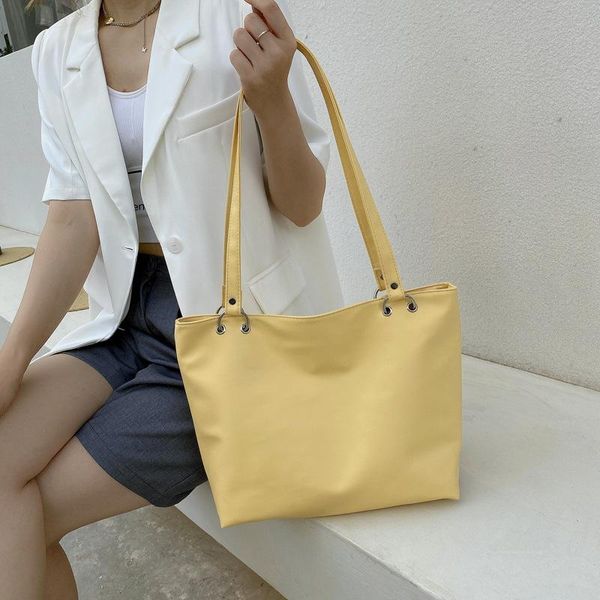 evening bags big bag female 2021 fashion korean version fashionable student one shoulder armpit leisure simple tote designer
evening bags big bag female 2021 fashion korean version fashionable student one shoulder armpit leisure simple tote designer