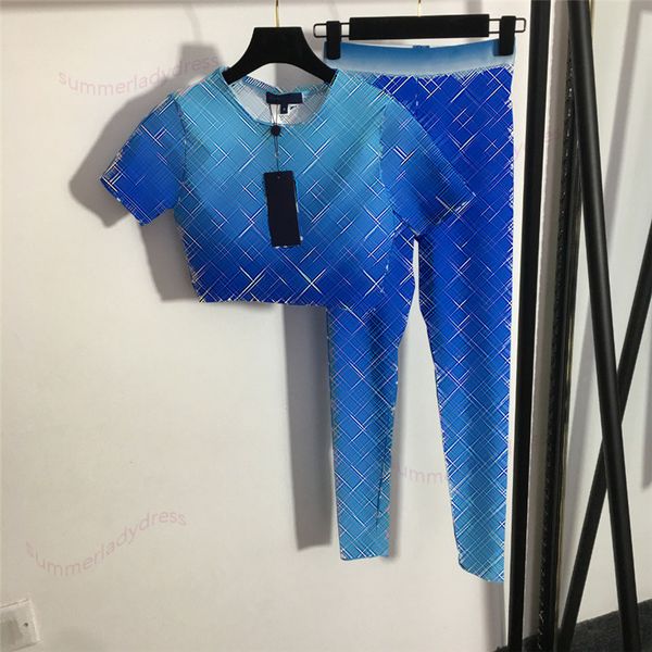 gradient yoga tracksuits short sleeve elastic sport leggings summer letter printed fitness outfit, Gray
gradient yoga tracksuits short sleeve elastic sport leggings summer letter printed fitness outfit, Gray