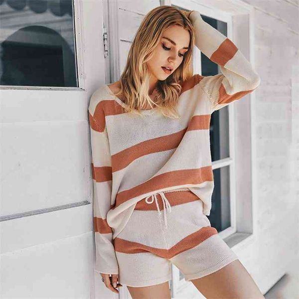 women's autumn winter fashion knitted striped sets long sleeve round neck pullover and shorts two piece set women 210517, White
women's autumn winter fashion knitted striped sets long sleeve round neck pullover and shorts two piece set women 210517, White
