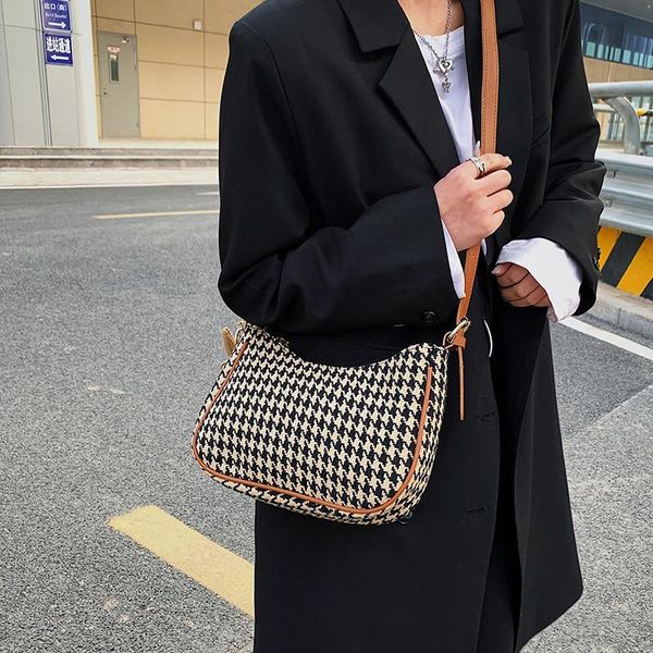 evening bags female bag plaid handbag women's 2021 winter trendy fashion single-shoulder messenger small square
evening bags female bag plaid handbag women's 2021 winter trendy fashion single-shoulder messenger small square