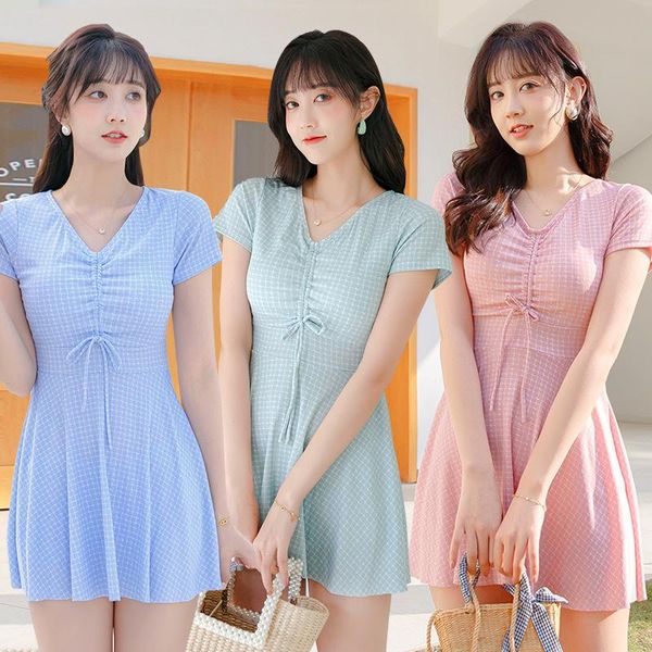 one-piece suits korean pure color thin swimsuit 2021 bathing spring swim skirt swimwear beach surfing water sports swimsuits 
one-piece suits korean pure color thin swimsuit 2021 bathing spring swim skirt swimwear beach surfing water sports swimsuits