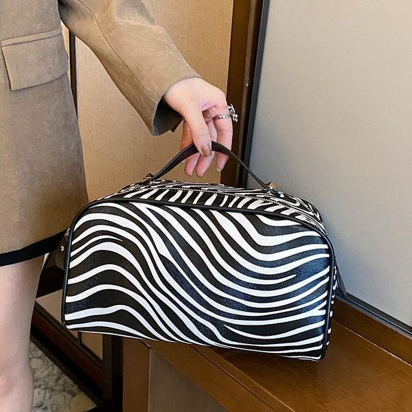 travel portable and simple fashionable cosmetic bag large capacity solid color plaid pu wash storage bags & cases
travel portable and simple fashionable cosmetic bag large capacity solid color plaid pu wash storage bags & cases