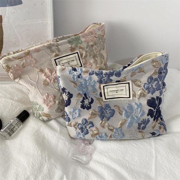 cosmetic bags & cases female handbag design embossed flowers makeup women casual portable zipper mini square bag
cosmetic bags & cases female handbag design embossed flowers makeup women casual portable zipper mini square bag