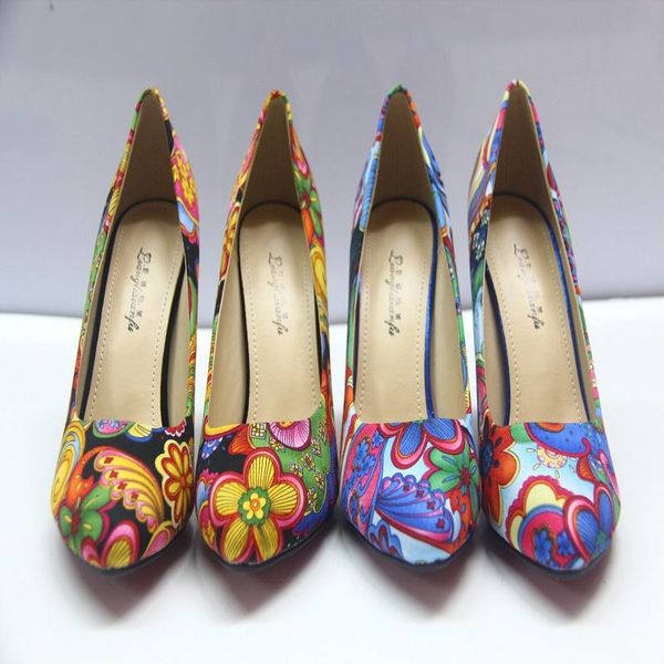 dress shoes 2021 shallow mouth high heel women's national wind retro pointed color matching flowers small single, Black
dress shoes 2021 shallow mouth high heel women's national wind retro pointed color matching flowers small single, Black