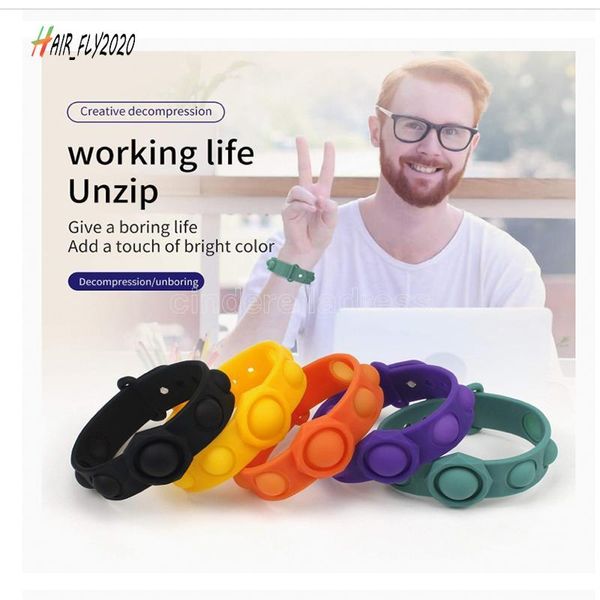 2021 dhl stock party favor fidget leksaker pop it bracelet decompression wristband key stress relief hand chain soft silicone tryck hj02
2021 dhl stock party favor fidget leksaker pop it bracelet decompression wristband key stress relief hand chain soft silicone tryck hj02
