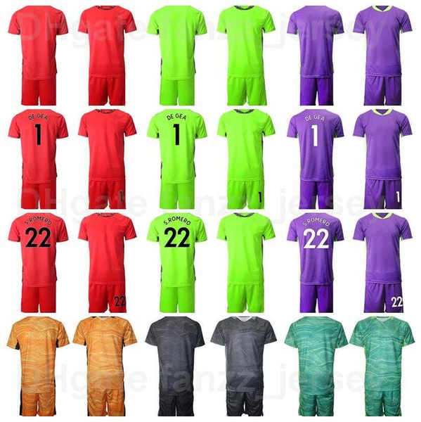 man goalkeeper gk 1 david de gea soccer jersey goalie set 22 sergio romero peter schmeichel edwin van der sar football shirt kits purple red, Black
man goalkeeper gk 1 david de gea soccer jersey goalie set 22 sergio romero peter schmeichel edwin van der sar football shirt kits purple red, Black