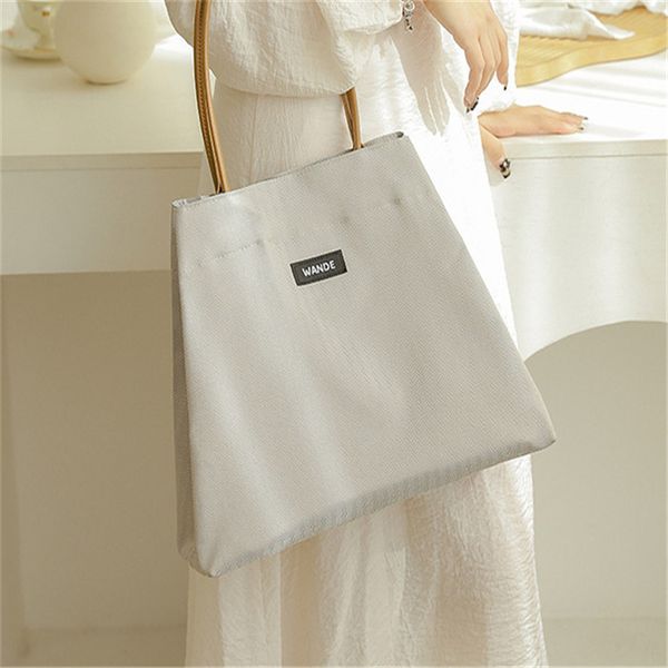 2021 luxury wholesale canvas hobo for women shoulder bag chest pack lady tote chains handbag presbyopic purse messenger bags handbags purses
2021 luxury wholesale canvas hobo for women shoulder bag chest pack lady tote chains handbag presbyopic purse messenger bags handbags purses