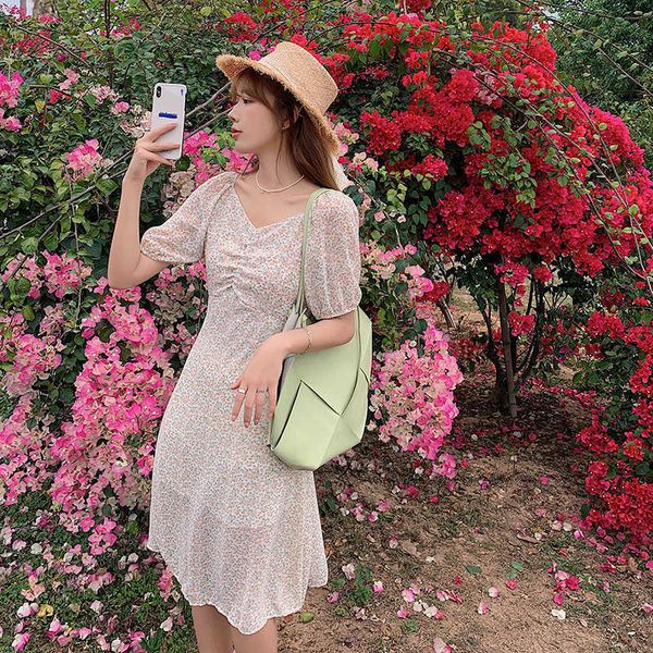 summer 2021 korean fashion temperament v-neck floral skirt frh and sweet pleated chiffon short sleeve drs, Black
summer 2021 korean fashion temperament v-neck floral skirt frh and sweet pleated chiffon short sleeve drs, Black