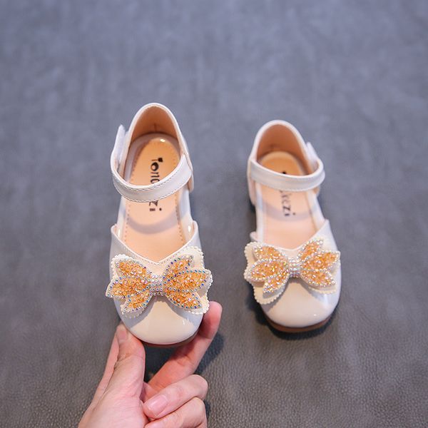 2021 Summer Spring Baby Girl Sandals New Rhinestone Bowknot Girls Wild Soft Bottom Princess Shoes
2021 Summer Spring Baby Girl Sandals New Rhinestone Bowknot Girls Wild Soft Bottom Princess Shoes
