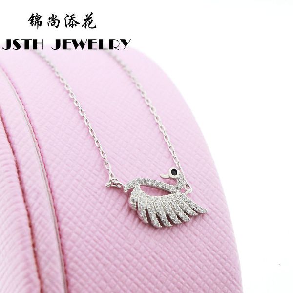 necklace s925 silver zircon swan simple animal net red pendant collarbone chain night market sales quality is good
necklace s925 silver zircon swan simple animal net red pendant collarbone chain night market sales quality is good