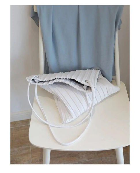 evening bags pleated women's crossbody bag luxury shoulder female soft bucket handbag messenger solid color tote
evening bags pleated women's crossbody bag luxury shoulder female soft bucket handbag messenger solid color tote