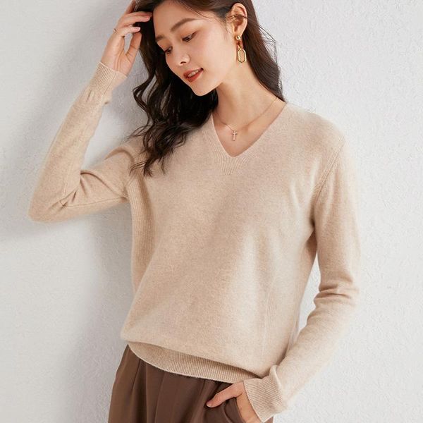 autumn and winter solid color pullover sweater warmth fashion knitted v- neck ladies women's sweaters, White;black
autumn and winter solid color pullover sweater warmth fashion knitted v- neck ladies women's sweaters, White;black