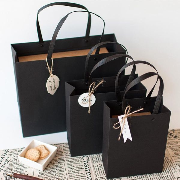 gift wrap 1pc black simple business tote bag clothing rivet box birthday packaging without tag ribbon
gift wrap 1pc black simple business tote bag clothing rivet box birthday packaging without tag ribbon