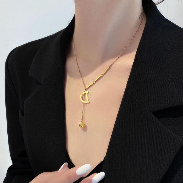 chains personalized letter d pendant short necklaces for women men gold color titanium steel chain necklace, Silver
chains personalized letter d pendant short necklaces for women men gold color titanium steel chain necklace, Silver