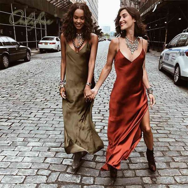 summer women long silk dress spaghetti strap loose split maxi satin slip 210513, Black;gray
summer women long silk dress spaghetti strap loose split maxi satin slip 210513, Black;gray