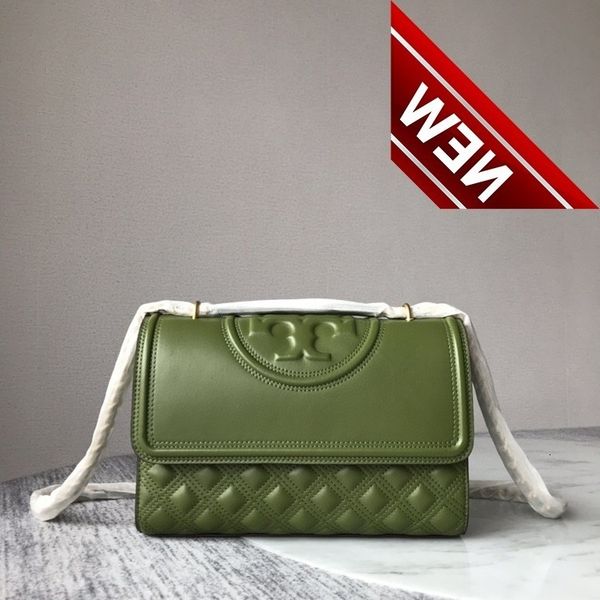 tb large sheepskin ling lattice chain flip single shoulder messenger bag fashion leather women's
tb large sheepskin ling lattice chain flip single shoulder messenger bag fashion leather women's