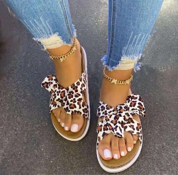 slippers 2021 summer style flat ladies plus size beach outdoor leopard print sandals shoes woman, Black
slippers 2021 summer style flat ladies plus size beach outdoor leopard print sandals shoes woman, Black