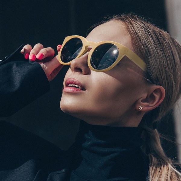 sunglasses 2021 cool fashion design women bamboo with polarized mirror lenses of wood lady paper box, White;black
sunglasses 2021 cool fashion design women bamboo with polarized mirror lenses of wood lady paper box, White;black