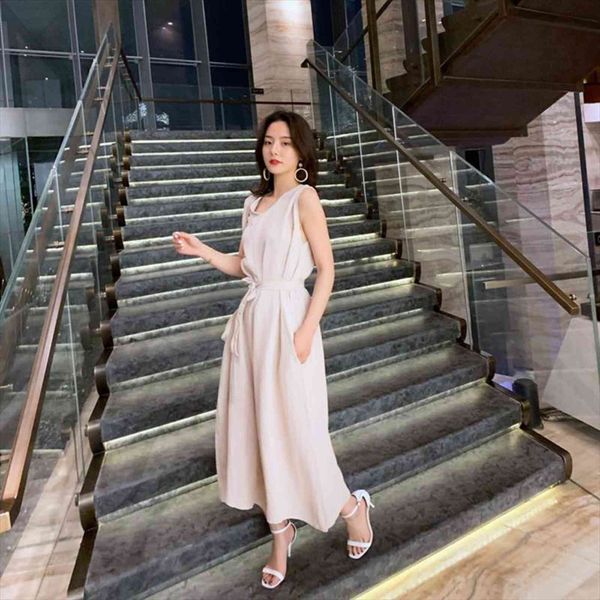 plus size cotton linen sleeveless womens jumpsuit v neck wide legged pants female students high waist mid calf women jumpsuits, Black;white
plus size cotton linen sleeveless womens jumpsuit v neck wide legged pants female students high waist mid calf women jumpsuits, Black;white