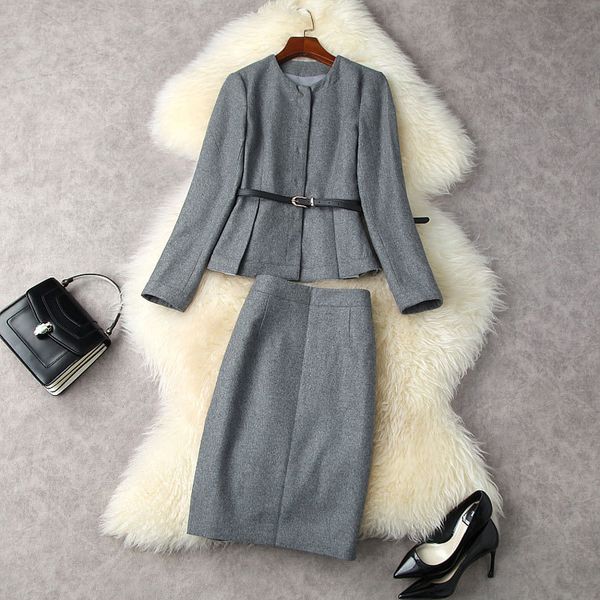 2021 fall autumn long sleeve round neck gray solid color belted coat + knee-length pencil skirt two piece suits 2 pieces set 21o252752, White
2021 fall autumn long sleeve round neck gray solid color belted coat + knee-length pencil skirt two piece suits 2 pieces set 21o252752, White
