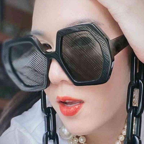 fashion oversized polygon sunglasses women brand designer chain sun glasses female color shades come with chain, White;black
fashion oversized polygon sunglasses women brand designer chain sun glasses female color shades come with chain, White;black