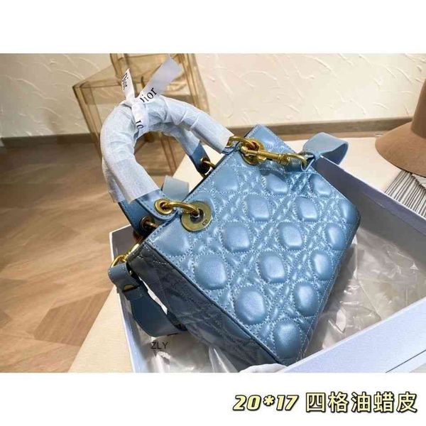 d di ce 2021 leisure rhombic bag fashion hand-held crossbeam leather shoulder oil wax princess bag zly bags
d di ce 2021 leisure rhombic bag fashion hand-held crossbeam leather shoulder oil wax princess bag zly bags