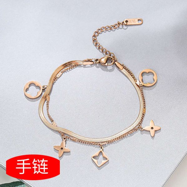 2021 new tiktok female hollowed clover double ornaments, bracelet, simple vibrato accessories, Black
2021 new tiktok female hollowed clover double ornaments, bracelet, simple vibrato accessories, Black