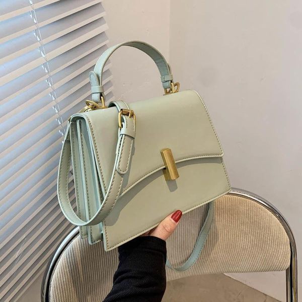 shoulder bags 2021 fashion women's simple style portable small square bag versatile messenger leatherbody cross for girls ladies
shoulder bags 2021 fashion women's simple style portable small square bag versatile messenger leatherbody cross for girls ladies