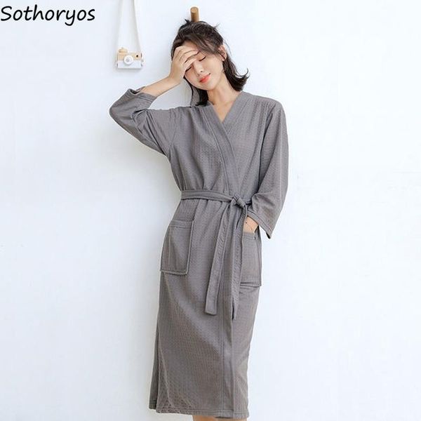 women's sleepwear women robes basic solid loose breathable cozy couple teenagers bath home three quarter sleeve trendy female lounge, Black;red
women's sleepwear women robes basic solid loose breathable cozy couple teenagers bath home three quarter sleeve trendy female lounge, Black;red