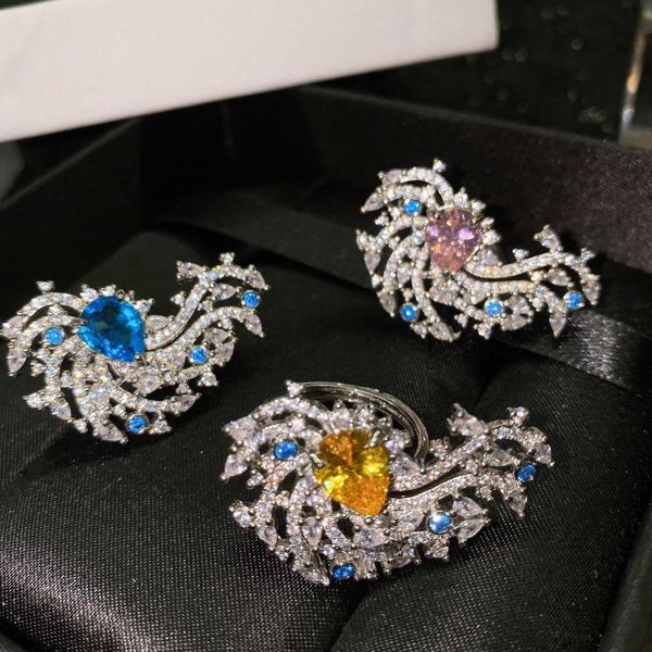 cluster rings 2021 bling ring with yellow pear zircon stone 925 sterling silver sparkling blue pink water drop finger for women jewelry, Golden;silver
cluster rings 2021 bling ring with yellow pear zircon stone 925 sterling silver sparkling blue pink water drop finger for women jewelry, Golden;silver