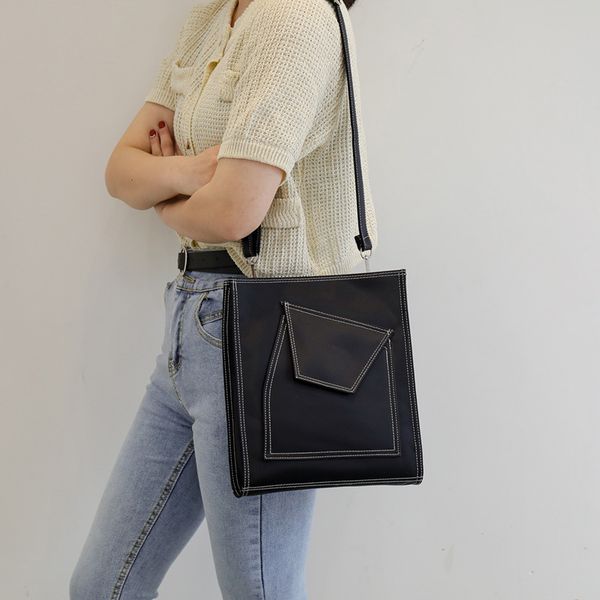 2021 canvas bag ins messenger small handbag lady nylon shoulder bags fashion simple female handbags fresh style large capacity
2021 canvas bag ins messenger small handbag lady nylon shoulder bags fashion simple female handbags fresh style large capacity
