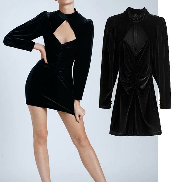 rompers woman's velvet gown high turtleneck out long sleeves female thin chic party dress mujer, Black;white
rompers woman's velvet gown high turtleneck out long sleeves female thin chic party dress mujer, Black;white