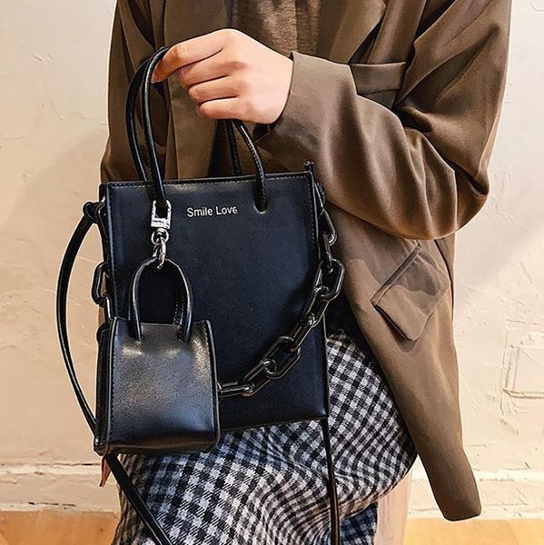 evening bags 2021 large-capacity tote bag ladies messenger solid color shoulder fashion simple designer female handbag shopping
evening bags 2021 large-capacity tote bag ladies messenger solid color shoulder fashion simple designer female handbag shopping