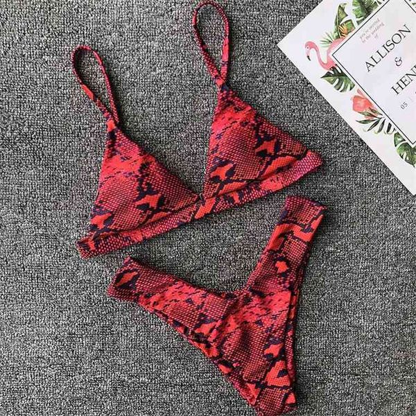 snake print 2021 bandeau swimsuit women v bottoms thong swimwear female two pieces bikini set brazilian bathing suitin
snake print 2021 bandeau swimsuit women v bottoms thong swimwear female two pieces bikini set brazilian bathing suitin