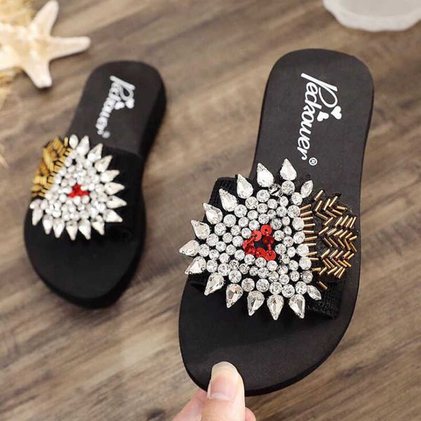 summer fashion little girl tassel sandals children' slippers soft bottom parent-child beach non-slip s74 210712, Black;grey
summer fashion little girl tassel sandals children' slippers soft bottom parent-child beach non-slip s74 210712, Black;grey