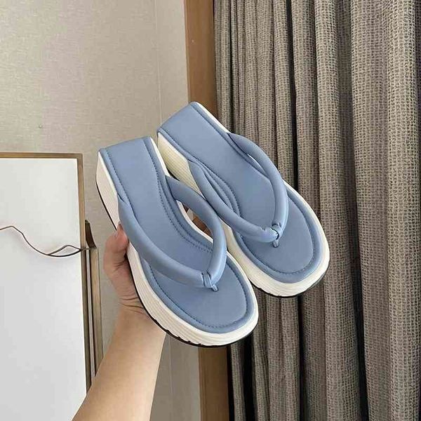 2021 summer luxury brand thick bottom sandals women flat heel casual vacation beach outdoor slippers soft comfortable flip flops, Black
2021 summer luxury brand thick bottom sandals women flat heel casual vacation beach outdoor slippers soft comfortable flip flops, Black