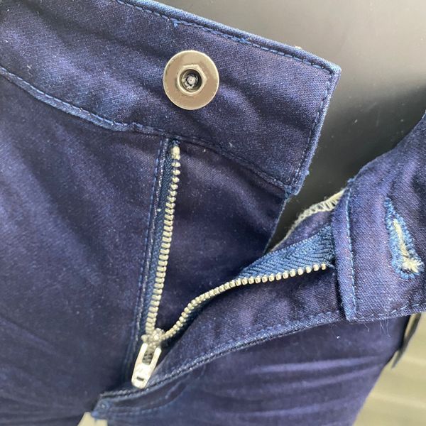 luxury brand pants and jeans shorts fashion button designer mens jeans white graffiti midweight string slim leg zipper clothing, Blue
luxury brand pants and jeans shorts fashion button designer mens jeans white graffiti midweight string slim leg zipper clothing, Blue