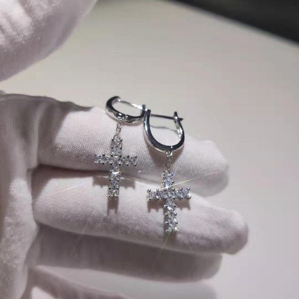 hip hop micro paved cubic zirconia bling ice out cross earring men women cz earrings male fashion jewelry drop shipping, Golden;silver
hip hop micro paved cubic zirconia bling ice out cross earring men women cz earrings male fashion jewelry drop shipping, Golden;silver